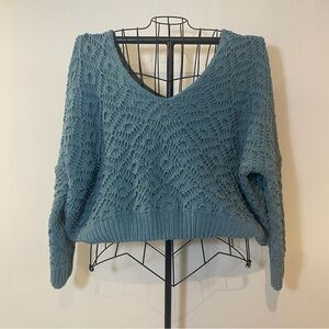 Lizzie’s Boutique Cropped V Neck Oversized Teal Sweater Size M